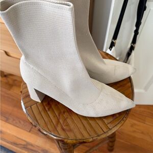 Zara Cream Booties Size 9